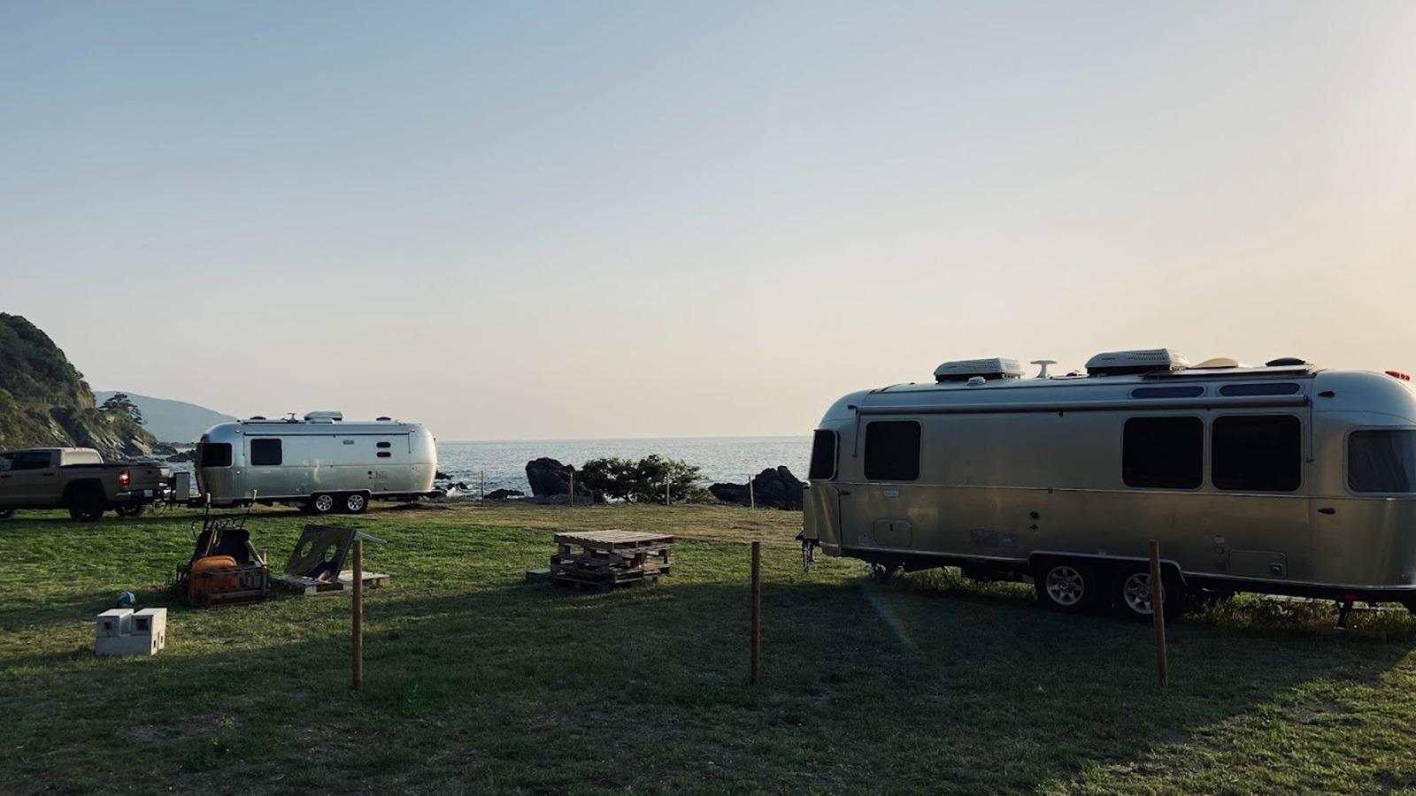 オーシャンズ AutoCamp & RV Park 福井